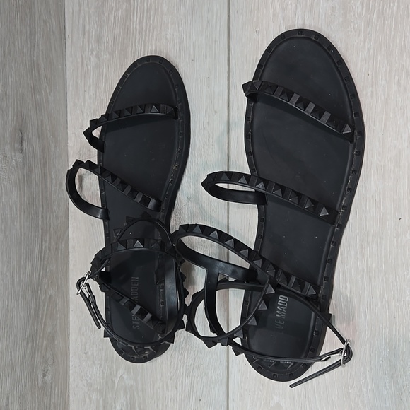 Steve Madden Women Black Gladiator Strappy Sandals Shoes Flats Sz 9 - Picture 2 of 9